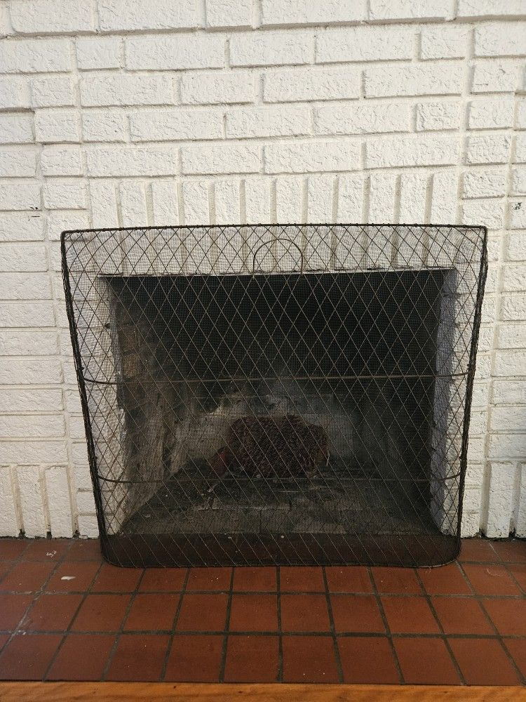 Vintage Black Metal Mesh Fireplace Screen With Handle