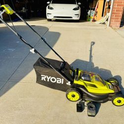 ONE+ 18V 13 in. Cordless Battery Walk Behind Push Lawn Mower 