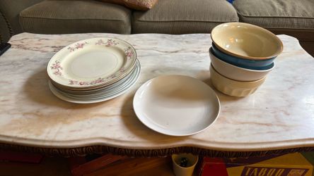 Plates & bowls