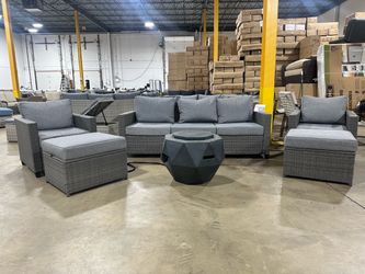 6pc Outdoor Seating Set - BRAND NEW