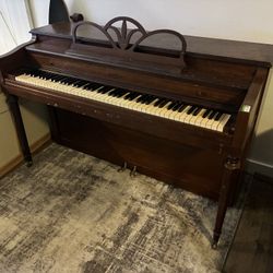 Cable And Nelson Home Piano 52 Keys