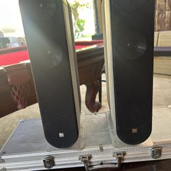KEF FiveTwo Series Model 7 speaker