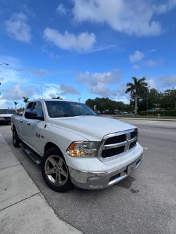 2016 Ram 1500 Quad Cab SLT PickUp