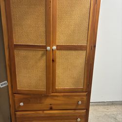 Bedroom set includes armoire  sleigh bed and dresser