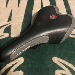 Schwinn Black/Grey Bike Saddle/Seat. 