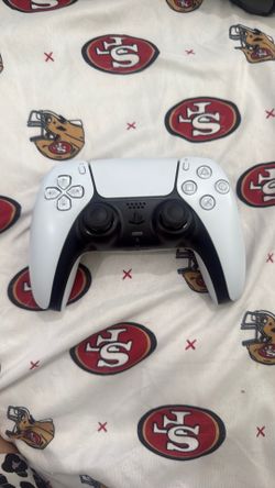 PS5 controller