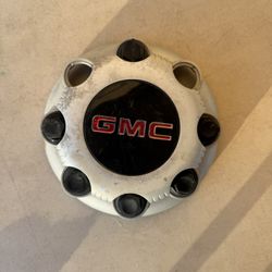 99-2010 GMC Sierra Hubcap