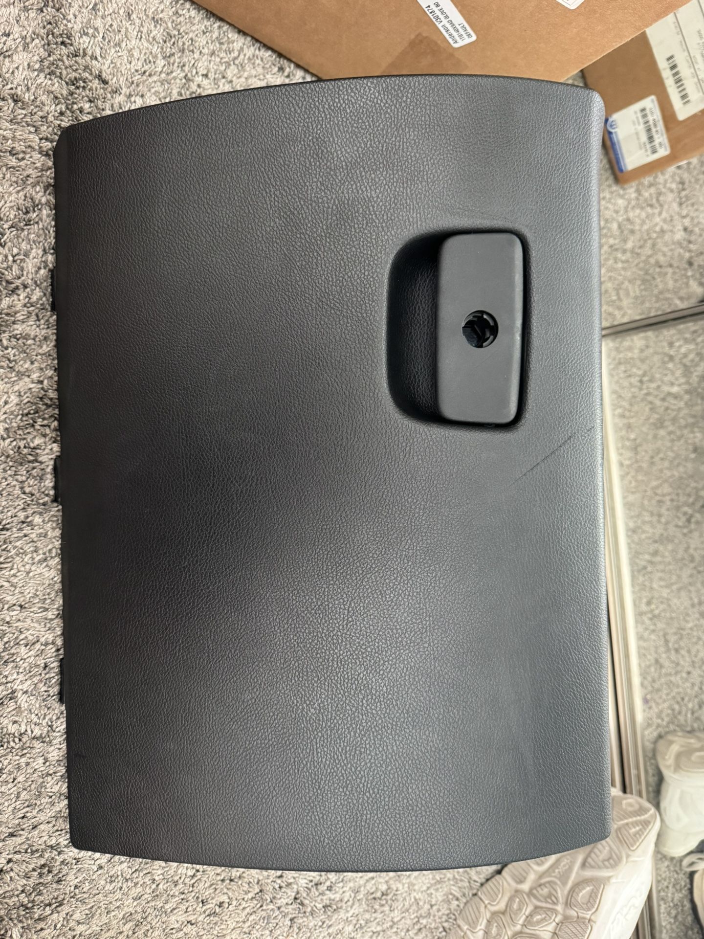 Jeep Grand Cherokee Black Glovebox