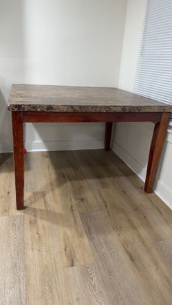 Tall heavy table four tall chairs