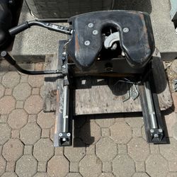 5th Wheel Hitch