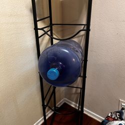 Four 5 Gallon Water Holder 