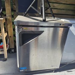 Undercounter Refrigerator