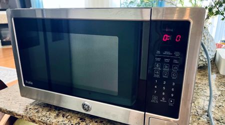 Microwave with Grill