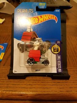 Hot wheels snoopy