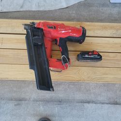 Milwaukee Framing Nailer 21 °