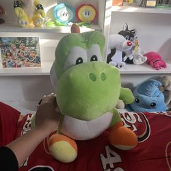 Yoshi Plushy 