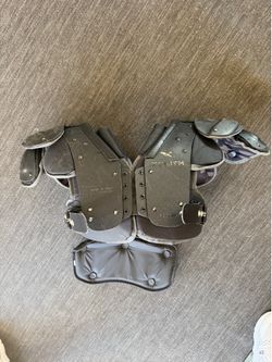 Football Shoulder Pads - Medium