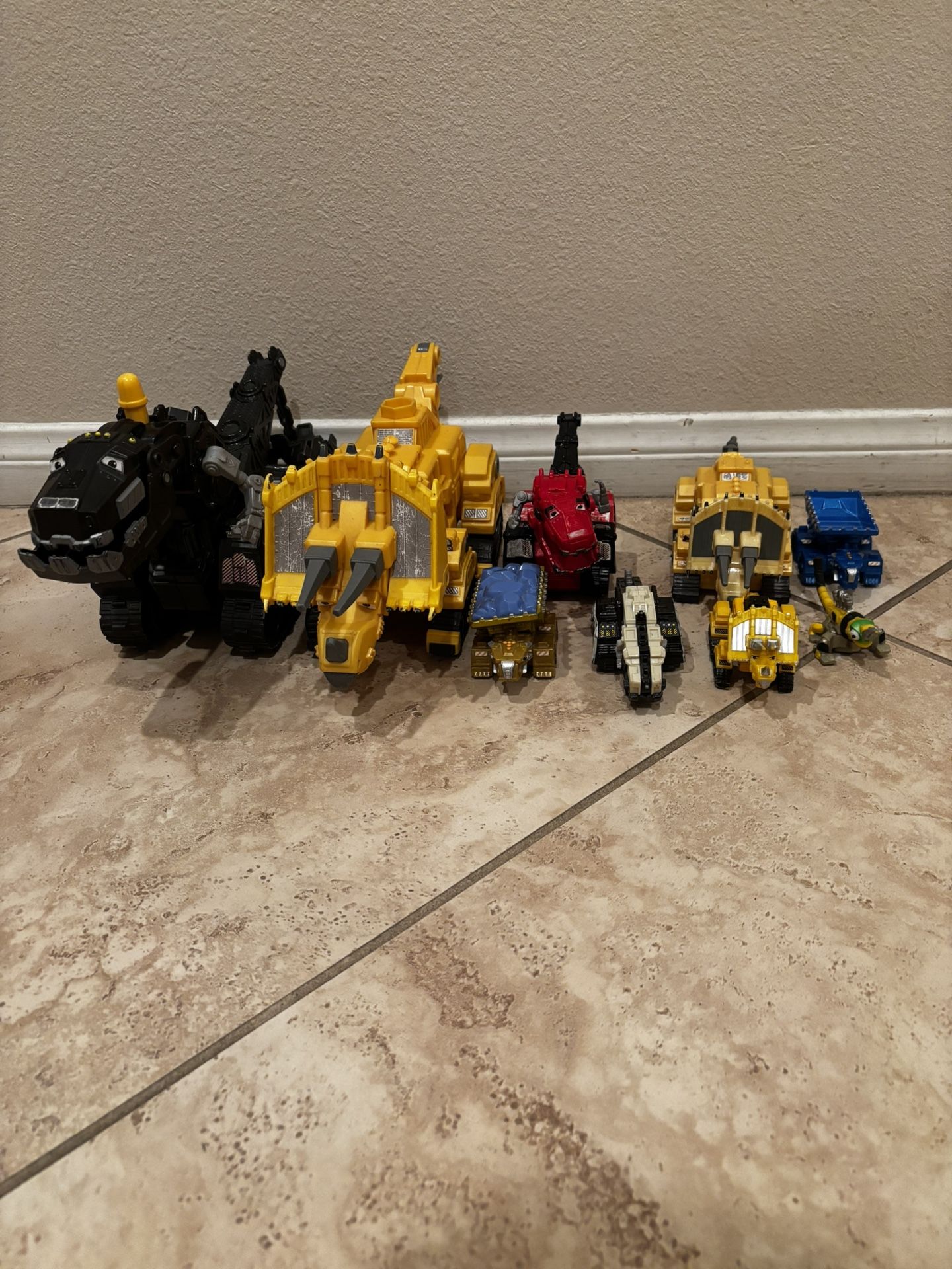 Dinotrux lot