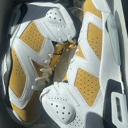 Jordan 6 Yellow Ochre