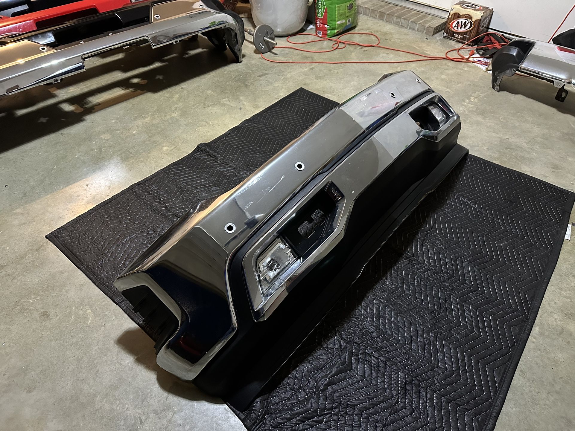 2019-2022 Chevy Silverado 1500 OEM Front Chrome Bumper