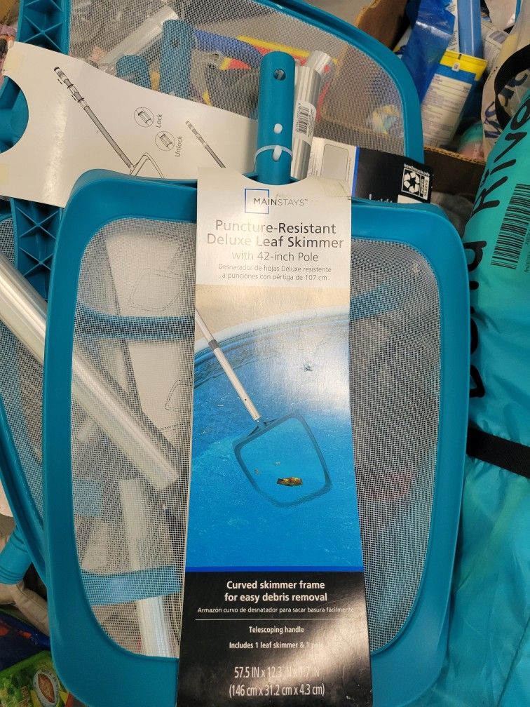 Pool Skimmers