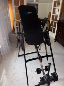 Inversion table