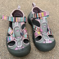 KEEN Girls Water Hiking Sandals -Size 12
