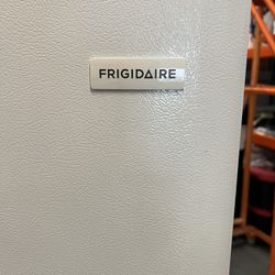 Refrigerator FRIGIDAIRE 