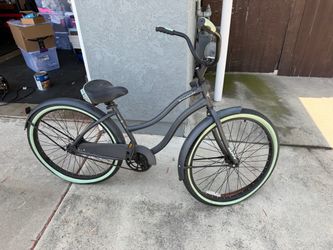 Huffy Cranbrook Women’s Beach Cruiser