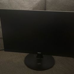 This comes with a Xbox one S a gaming, monitor a gaming, keyboard, gaming mouse and over 245 skins on Fortnite and different games