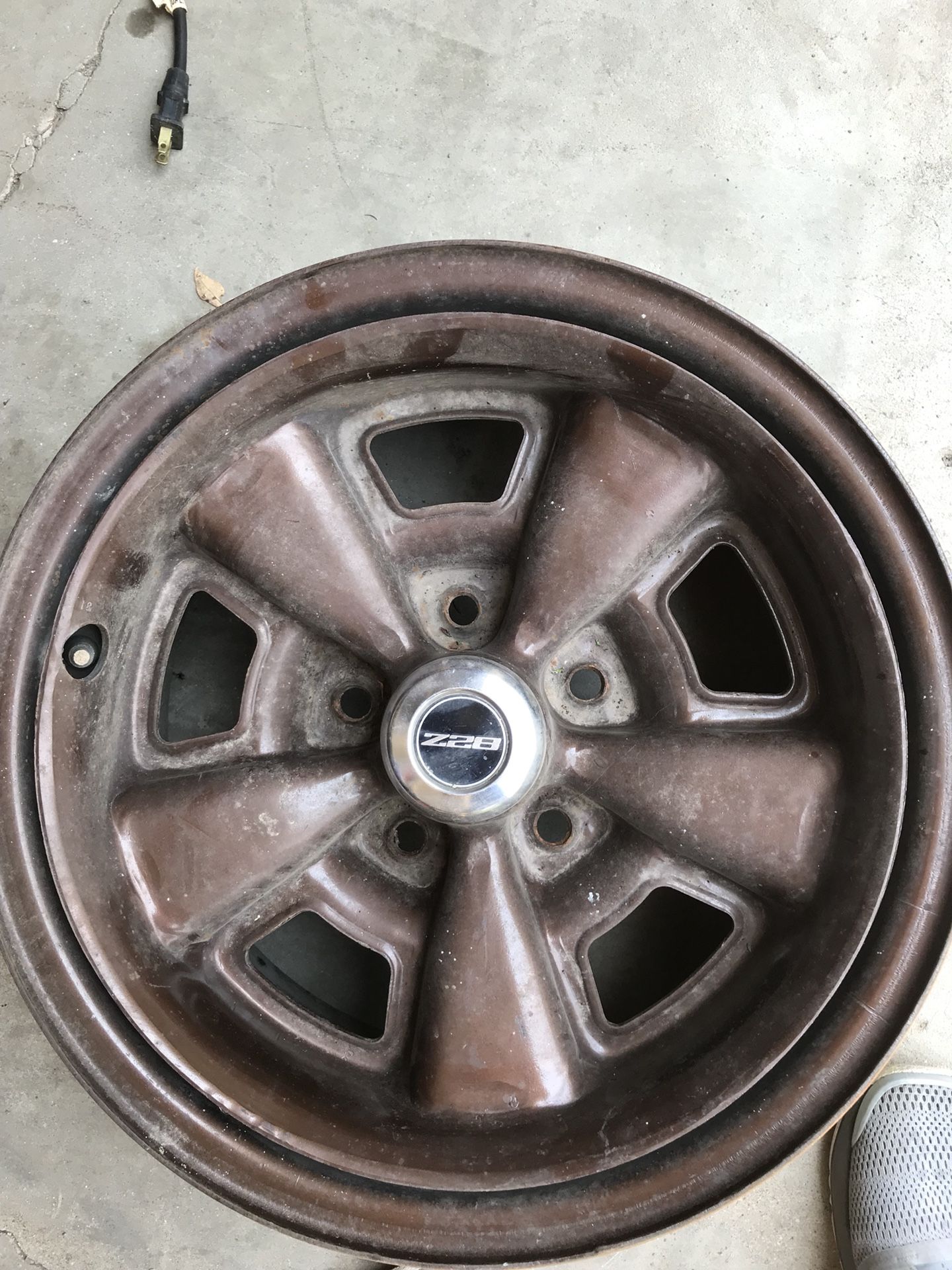 Set of 4 z28 rims
