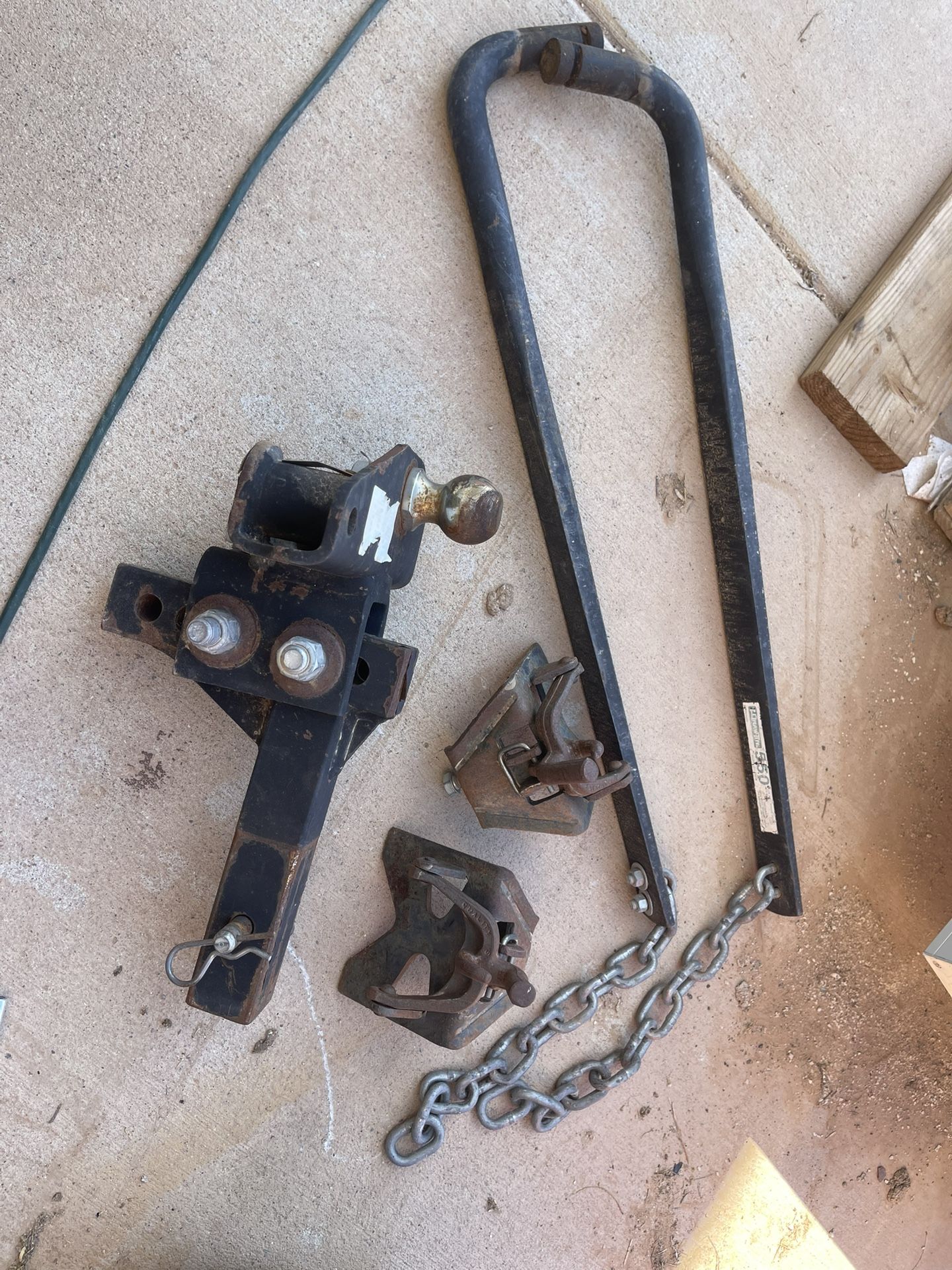 Draw-Tite 550 Weight Distribution Hitch