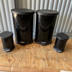 Trash Cans 