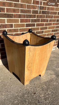 Large decorative planter