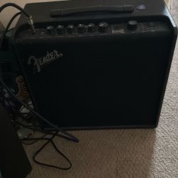 Fender mustang LT50