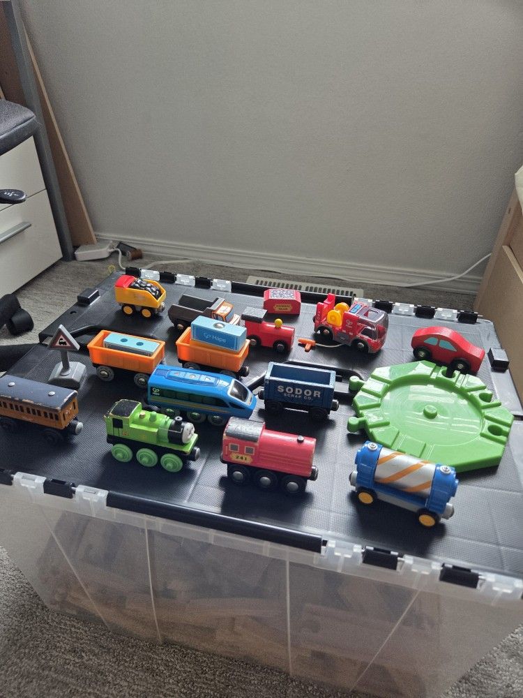 Thomas & Friends Wooden Railway