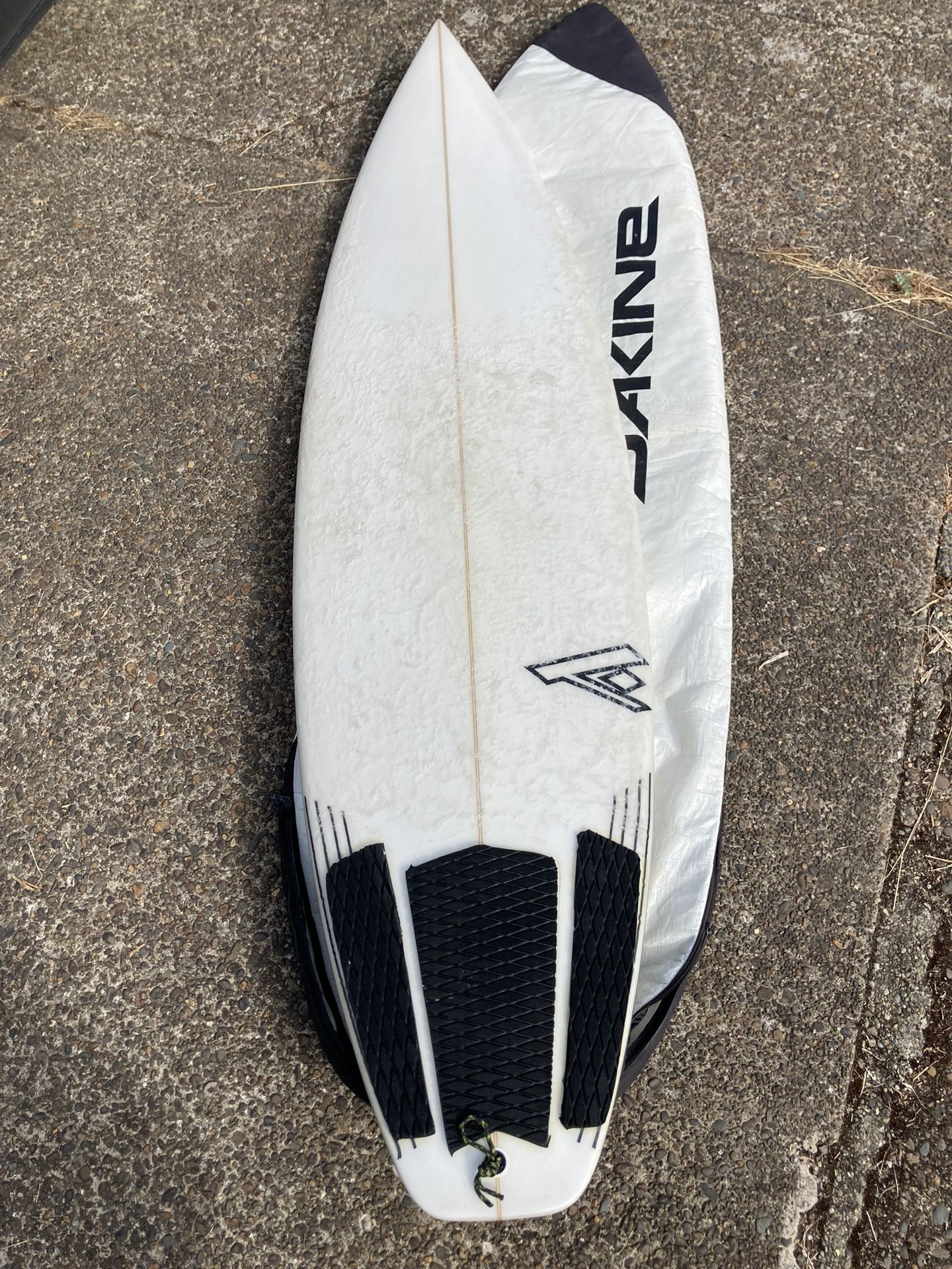 New 6’6” Surfboard