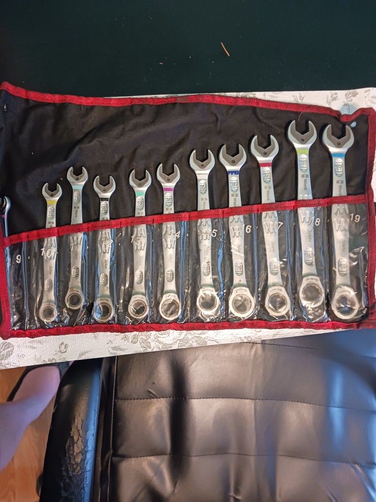Joker Metric Ratchet Wrench Set