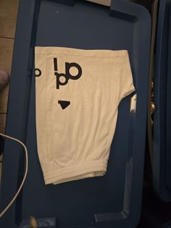 MEN SHORTS LARGE