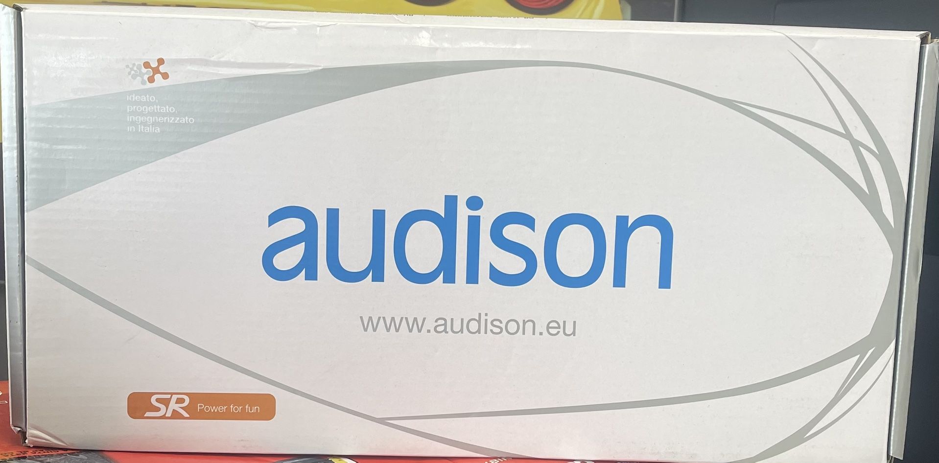 Audison SR5 Amplifier
