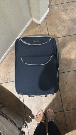 Suitcase  Maleta