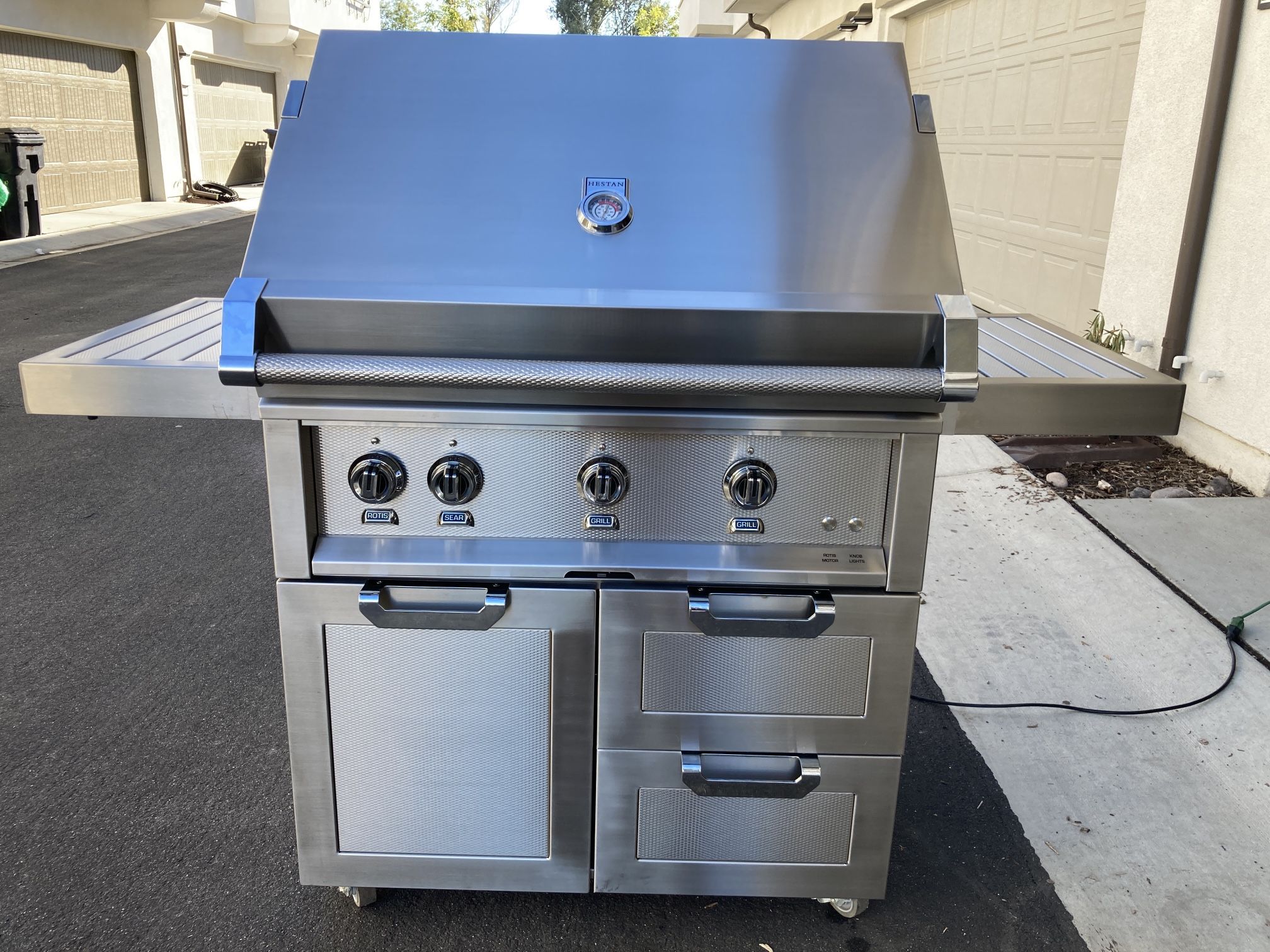 Hestan 36” BBQ Model# GMBR36-LP-SS