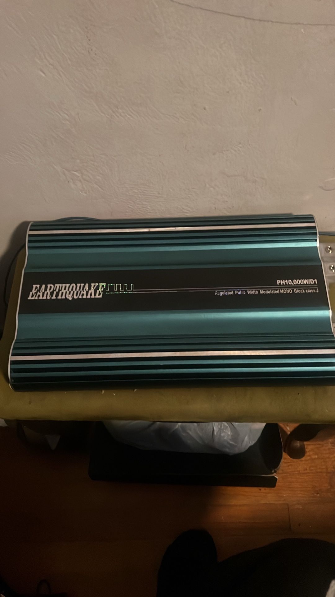 Earthquake Amps & Subs Package