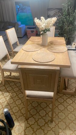 Dinning table