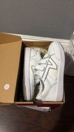 Women Vans size 6