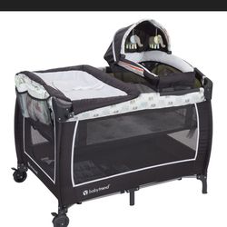 Play pen nursery center NEW no box