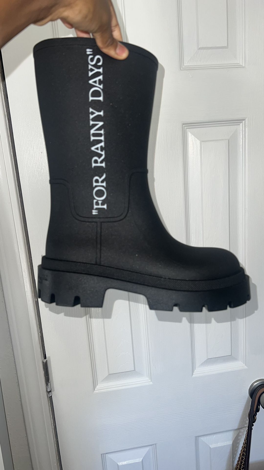 Off white Rain Boots