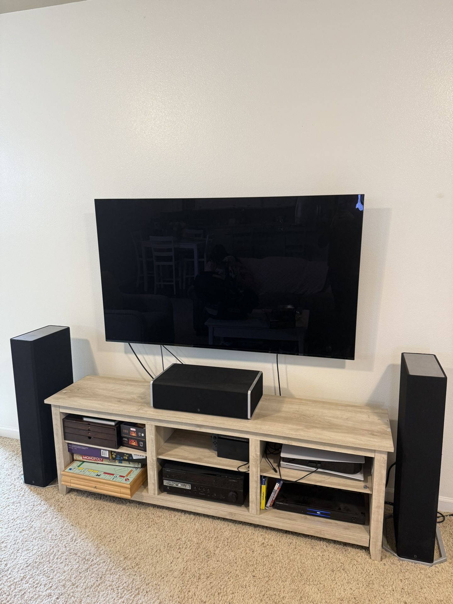 Definitive Technology Home Theater Set + Yamaha Receiver