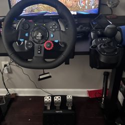 Logitech G29 Racing Wheel With Stick Shift