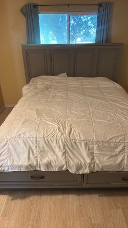 King size bed